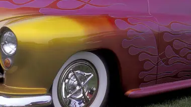 Hot Rods/Oufs décoratifs/Balles de Baseball