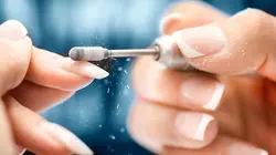 Comment c'est fait Nail Files, Birch Canoes, Boat Hardtops, And High Voltage Circuit Breakers