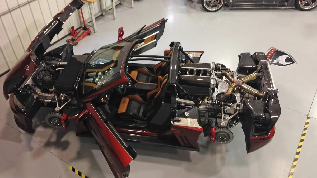 Comment c'est fait : Voitures de rêve Falcon F7