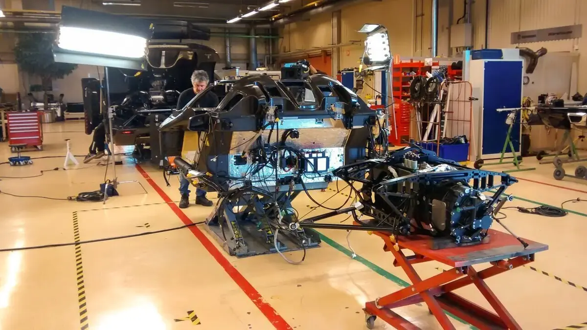 Comment c'est fait : voitures de rêve S02E20 Lotus Evora