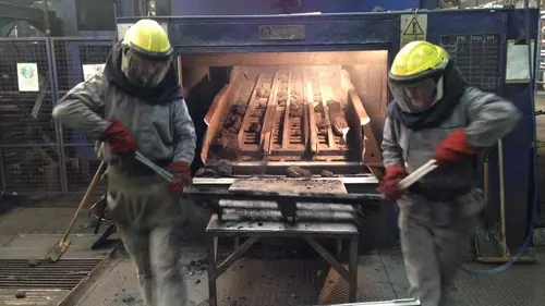 Comment ça marche ? Age Cookers, Incense Sticks And Jenever