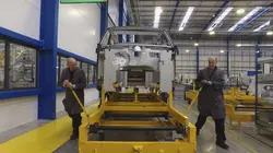 Comment construire une voiture d'exception  S01E05 Taxi londonien électrique