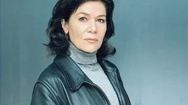 Derrière les barreaux