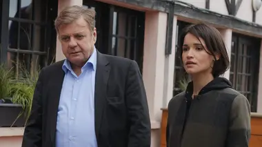 Commissaire Magellan S01E25 Saignac Circus