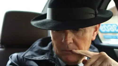 Commissaires-priseurs S01E02 Les Sherlock Holmes