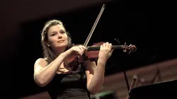 Royal Concertgebouw Orchestra, Simone Lamsma, Elim Chan : Tchaïkovski