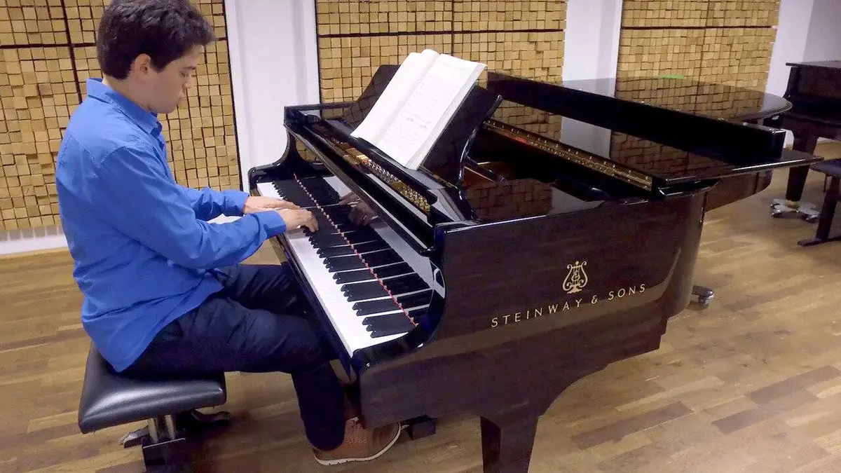 "Concerto pour piano n°2", de Brahms - Lahav Shani rencontre Rudolf Buchbinder