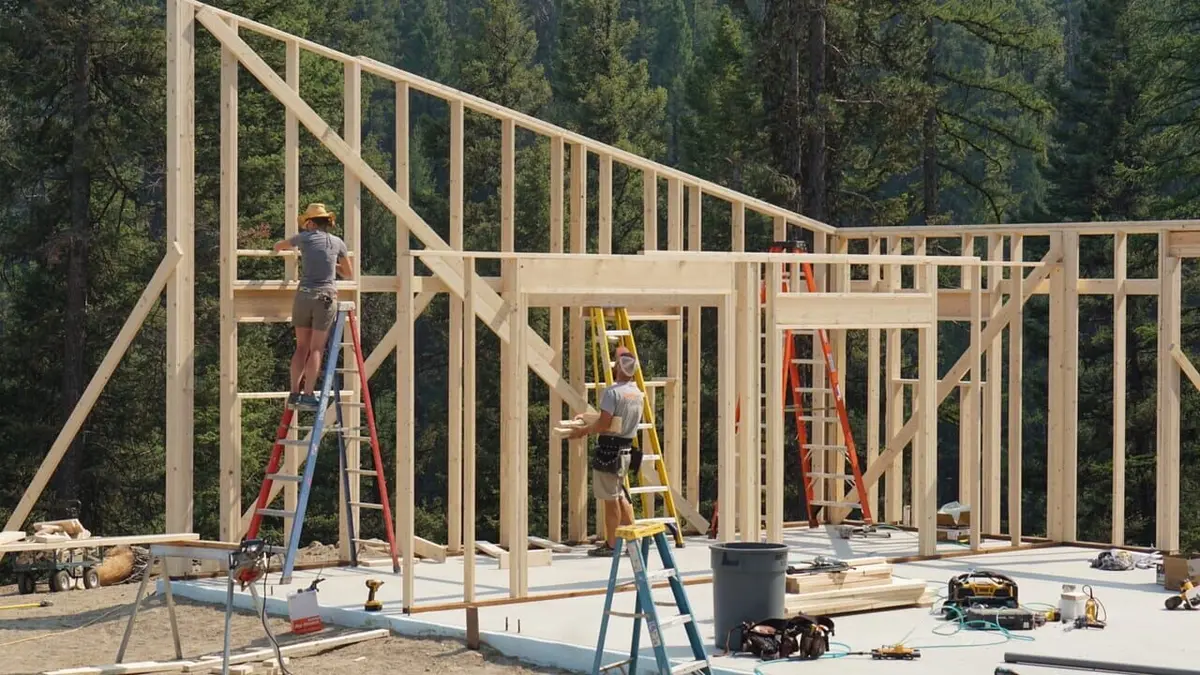 Constructions hors limites Au bord du vide