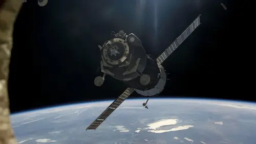 Constructions : mode d'emploi S01E11 Satellites déclassifiés