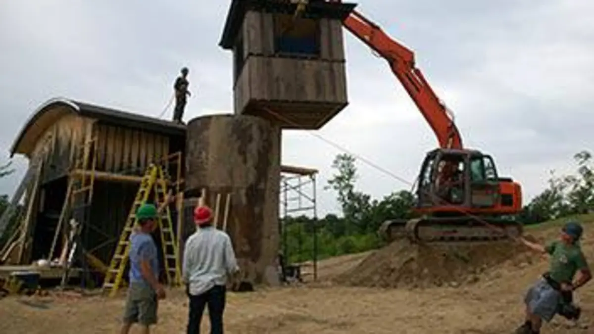 Constructions sauvages S02E05 Une cabane au sommet