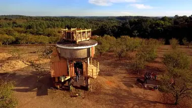 Cabane château d'eau