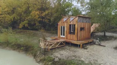 Constructions sauvages La cabane BMX