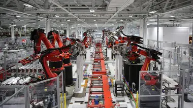 Construire l'impossible S03E09 Secrets de construction : l'usine Tesla