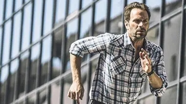 Contact S02E03 Instinct maternel