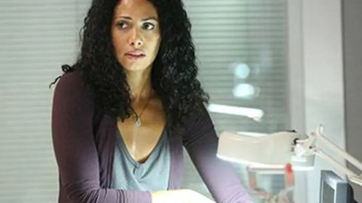 Containment S01E07 La tour d'ivoire