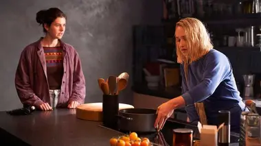 Conversations with Friends S01E01