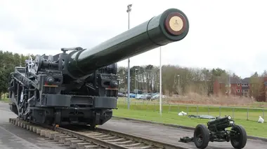 Deux locomotives historiques