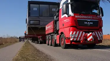 Convois exceptionnels S06E06 Hovercraft géant