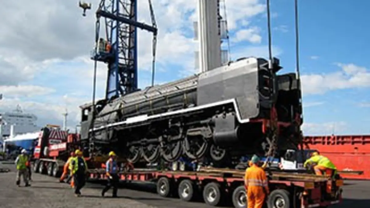 Convois XXL S03E03 100 tonnes sur les rails