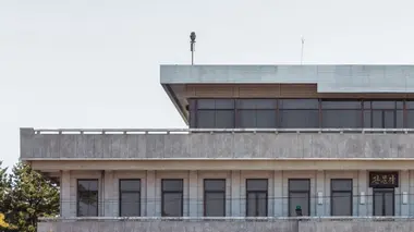 Corée du Nord : portraits de dictateurs