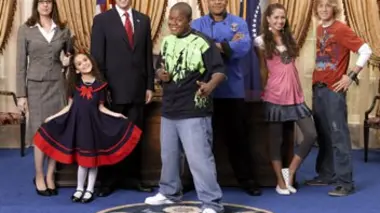 Cory est dans la place S02E12 Cory, ambassadeur de la paix