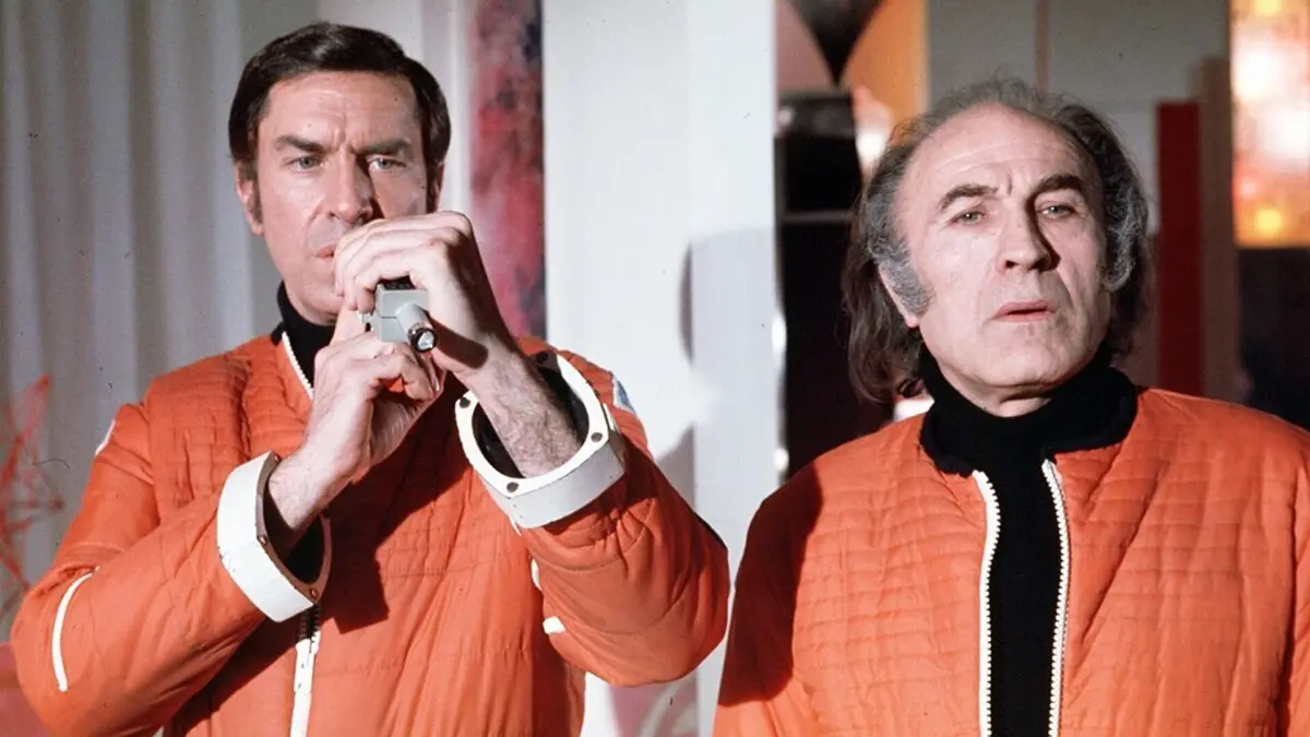 Cosmos 1999 S01E22 En désarroi