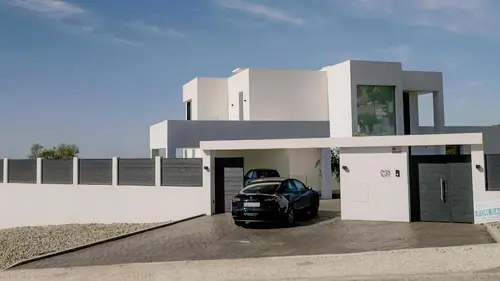 Costa Belgica S02E01