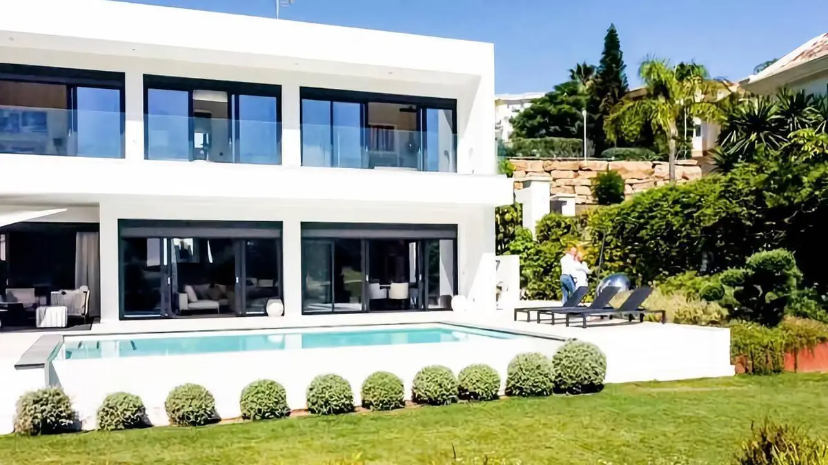 Costa Belgica S02E02