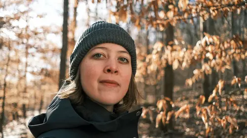 Casting Couchsurfing : Le prédateur des vacances Un hôte étrange