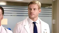 Coup de foudre dans l'ascenseur