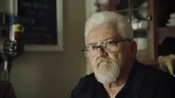 Coupables ou innocents ? Noël meurtrier entre amis