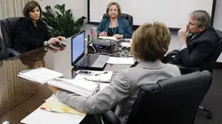 Coupables ou innocents ? Tentative de meurtre ou mère protectrice ?