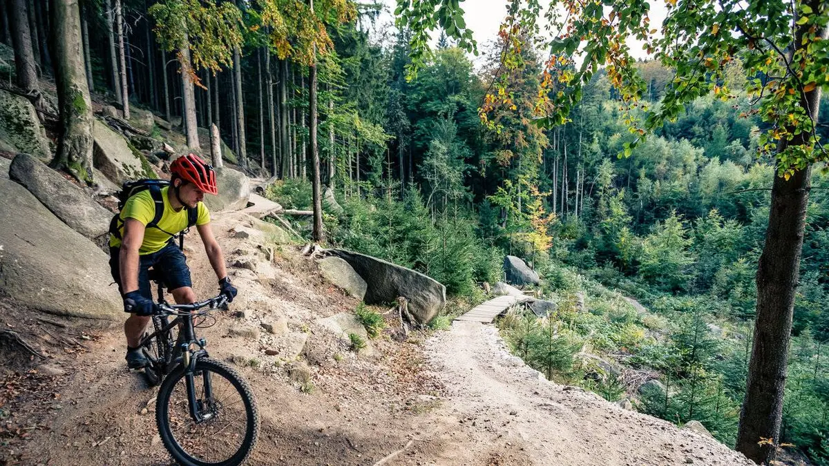 Course espoirs dames VTT Championnats du monde 2022