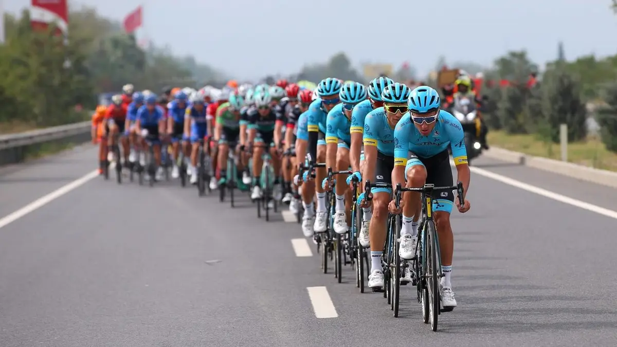 Course messieurs et course aux points dames Cyclisme Volta NXT Classic 2024