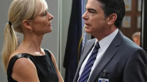 Covert Affairs S01E02 Sur les ondes