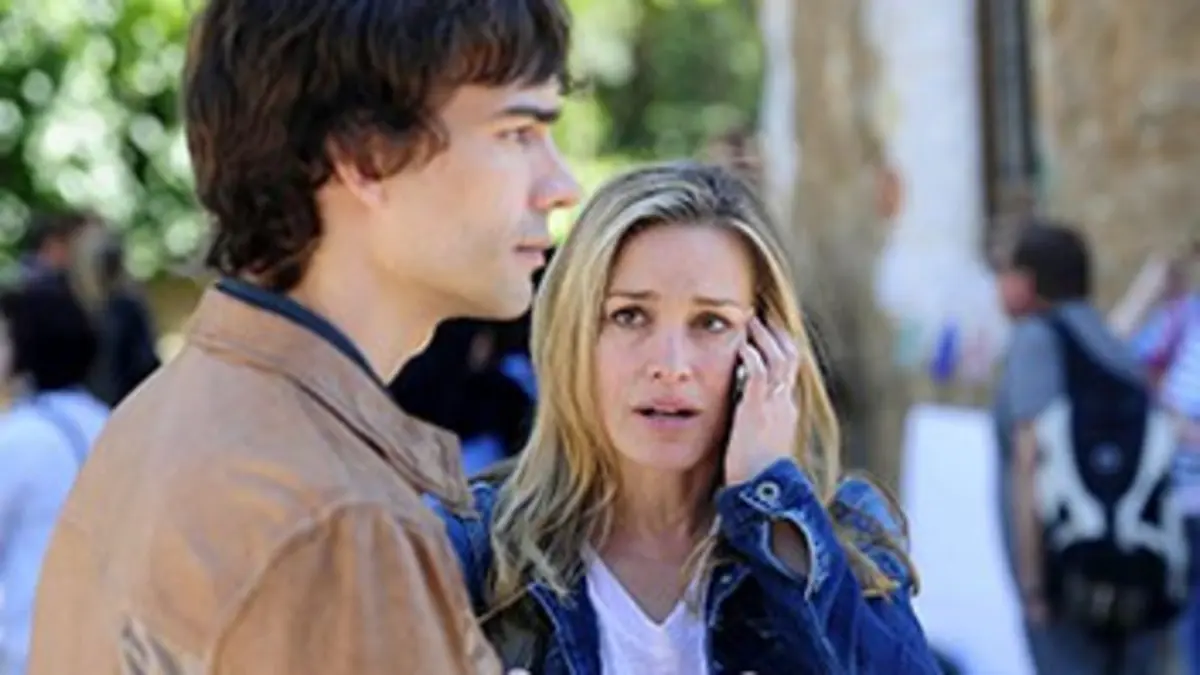 Covert Affairs S03E02 A deux, c'est mieux