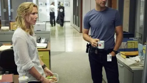 Cracked S01E03 Folie partagée