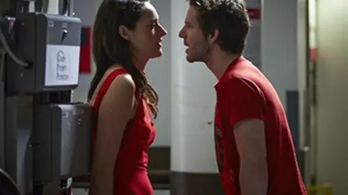 Crashing S01E03 Curry de folie