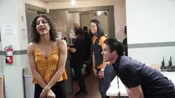 Crazy Ex-Girlfriend S04E18 Oui, c'est bien nous qui chantons. L'épisode-concert spécial de Crazy-Ex Girlfriend !