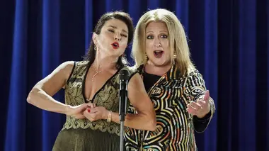 Crazy Ex-Girlfriend S04E07 Je t'aiderai