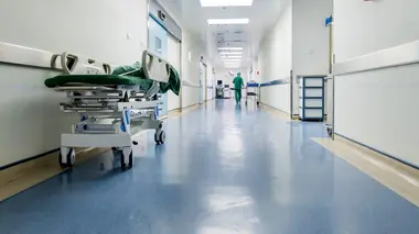 Hôpital, dans les couloirs de l'horreur
