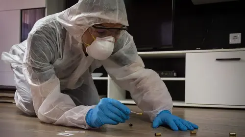 Crimes S01E09 En Auvergne Rhône-Alpes