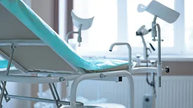 Violences gynécologiques, inceste, nécrophilie : témoignages sur ces sujets tabous