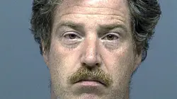 Crimes et procès célèbres  E10 Le voisin prédateur