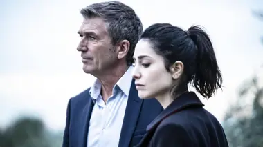 Crimes parfaits S02E10 A coeur ouvert