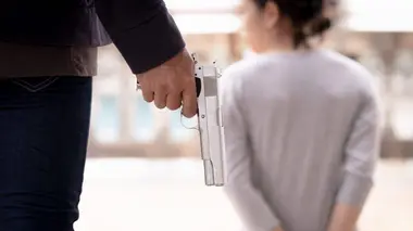 Crimes S01E10 Sur les bords de l'Oise