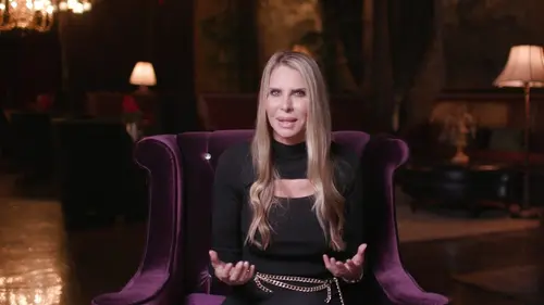 Crimes sur le tapis rouge Le fruit de l'anarchie