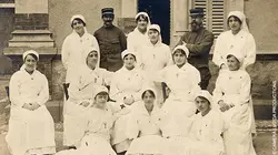 Croix-Rouge, des femmes dans la guerre