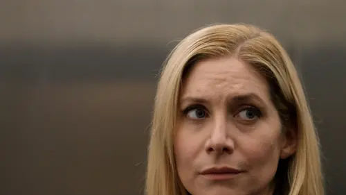 Crossing Lines S03E01 Nouveau départ