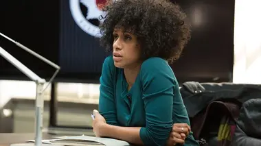 Crossing Lines S02E04 Tout le monde va savoir